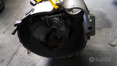 CAMBIO SUZUKI CARRY 1,0 BENZINA TIPO MOTORE F10A A