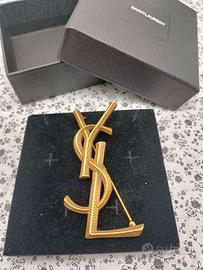 Yves Saint Laurent Spilla YSL