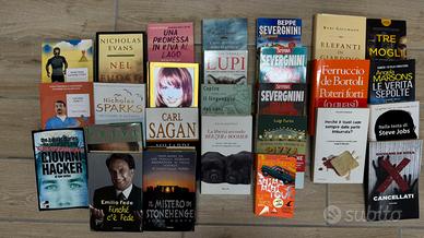 Lotto di 25 libri