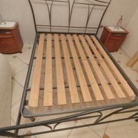 Letto matrimoniale in ferro più rete