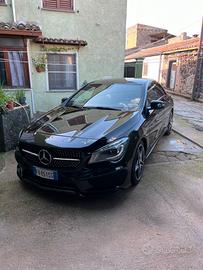 Mercedes CLA  amg  incidentata