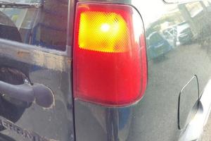 Fanale post destro NISSAN TERRANO II 1997