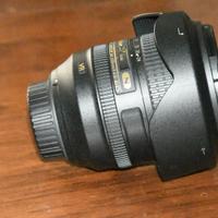 nikkor af S 24-120 f.4.0 zoom autofocus