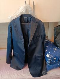 vestito da uomo
