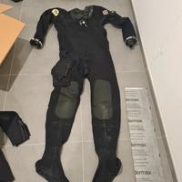 Muta sub stagna DUI L