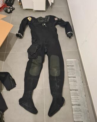 Muta sub stagna DUI L