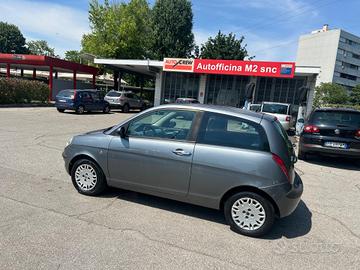 Lancia Ypsilon 1.3 Multijet 16V Argento