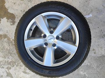 Gomme Yokohama 255/55 R18 con cerchi in lega Dezen
