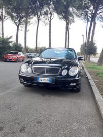 Mercedes  E280 4Matic Avantgard