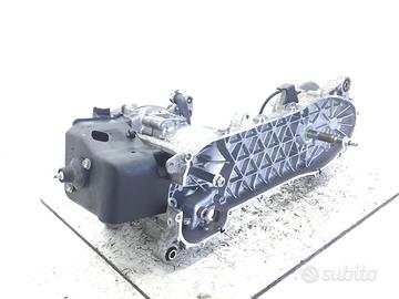 BLOCCO MOTORE ENGINE MOD. C421M APRILIA SCARABEO 2