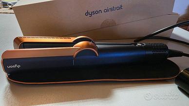 Dyson Airstrait