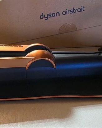 Dyson Airstrait
