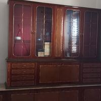 Antica dispensa in legno massello e marmo 