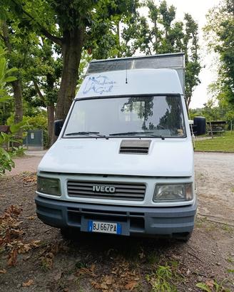 Van trasporto cavalli Iveco Daily 