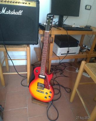 ephifhone LES paul 