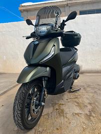 Beverly s 300 HPE anno 2024