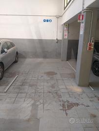 Posto Auto Posto/Moto in Garage Privato