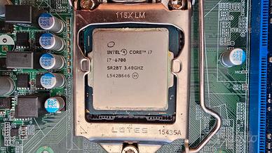 I7 6700 + ram 4 gb + scheda madre leggere annuncio