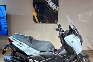 Yamaha X-Max 300 Tech Max