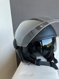Casco jet