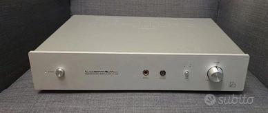 Luxman P-200