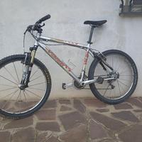 MTB Crosscoutry 26 M semi carbon leggerissima