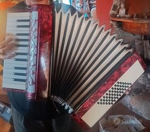 Fisarmonica Stradella 26/48 tasti, custodia rigida