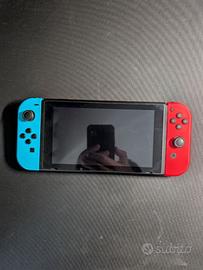 Nintendo Switch + SOLO joycon sinistro + case
