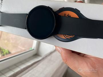 Samsung Galaxy Watch 4