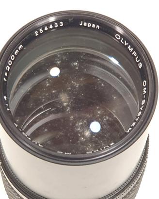 Olympus OM Zuiko 200mm f/4: obiettivo vintage