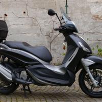 Piaggio Beverly 350 Sport Touring