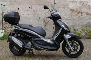 Piaggio Beverly 350 Sport Touring