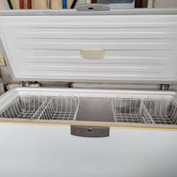 congelatore da  451  litri marca  Beco
