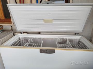congelatore da  451  litri marca  Beco