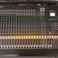 Mixer Yamaha MGP24X