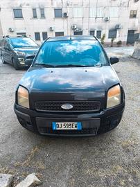 Ford Fusion per ricambi