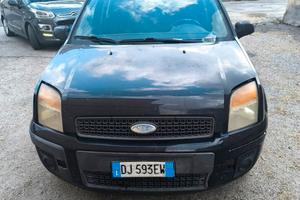 Ford Fusion per ricambi