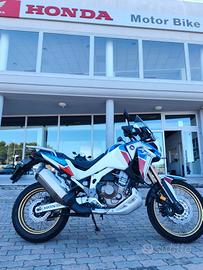 Honda CRF 1100 tricolor