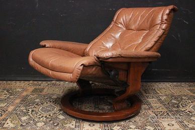 Poltrona recliner bergere in pelle marrone chiaro