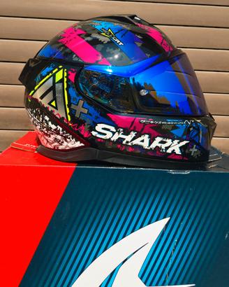 Casco Shark Hellcat i3