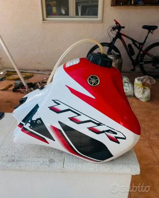 Serbatoio yamaha TTR