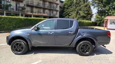 Mitsubishi L200 2.5 DI-D Double Cab Pick up