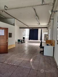 Deposito Magazzino Prato est / centro