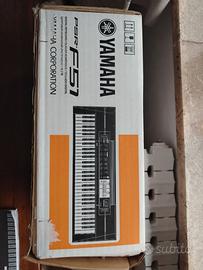 Tastiera Yamaha PSR F51