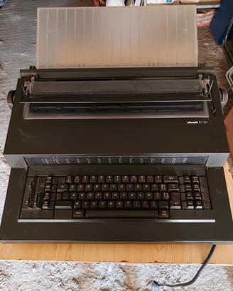 macchina da scrivere  elettronica Olivetti ET 122