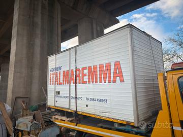 Cassone in lega con sponda