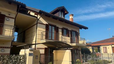 Privato vende alloggio 150 mq