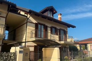 Privato vende alloggio 150 mq