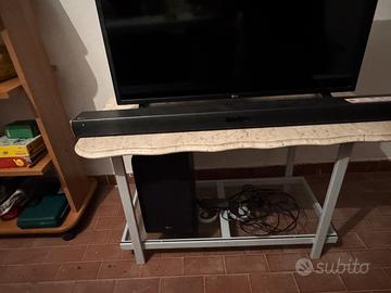 Sistema Soundbar LG 300W RMS con Subwoofer