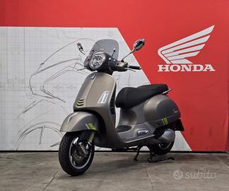 Vespa GTS 300 hpe Super Tech - 2023